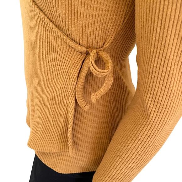 OLD NAVY Lightweight Ribbed Wrap Sweater in Honey Long sleeve Stretch SZ M - Picture 7 of 13